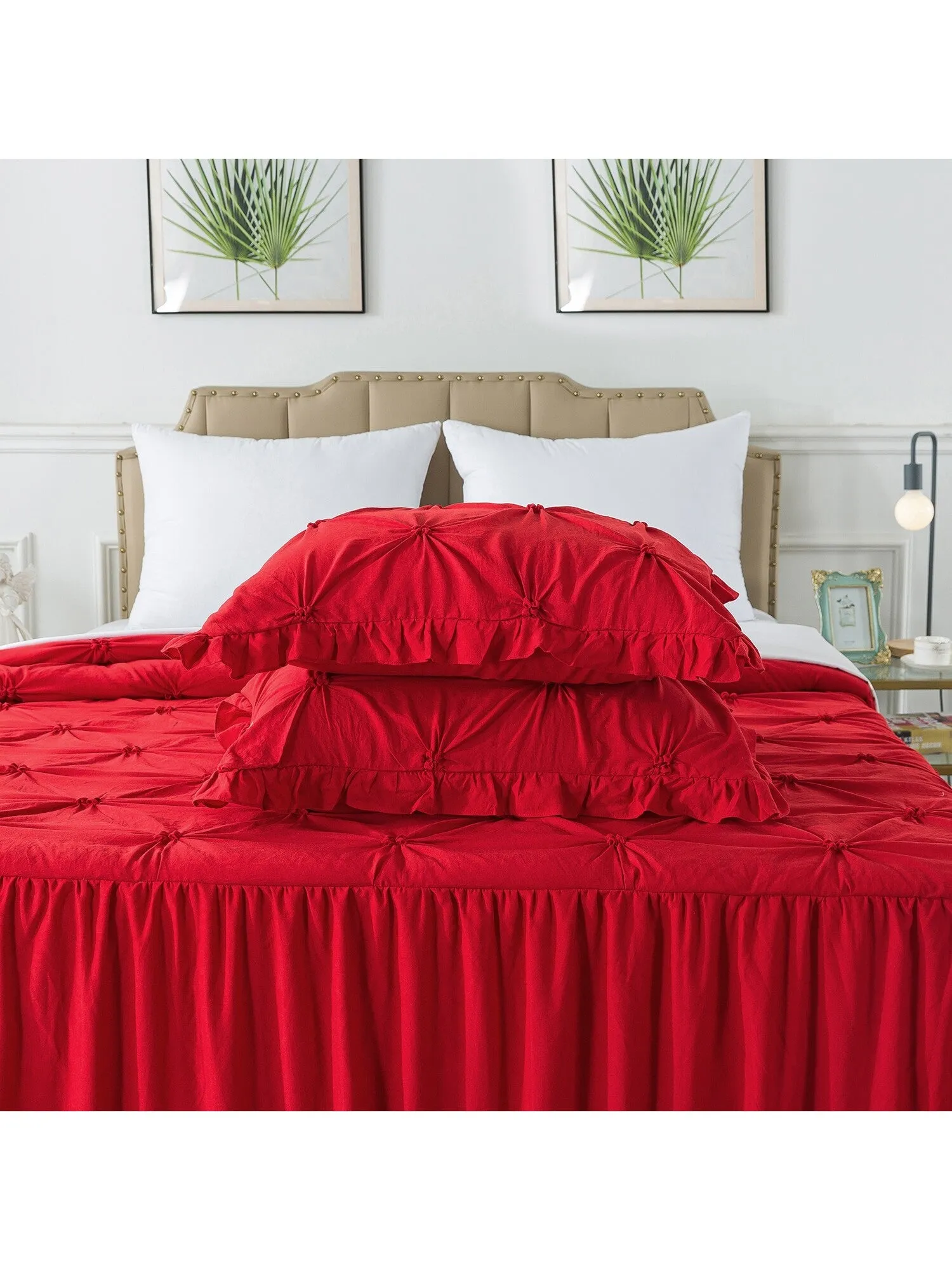 4/5 Piece Pintuck Ruffle Skirt Bedspread Set with a Fluffy Rug