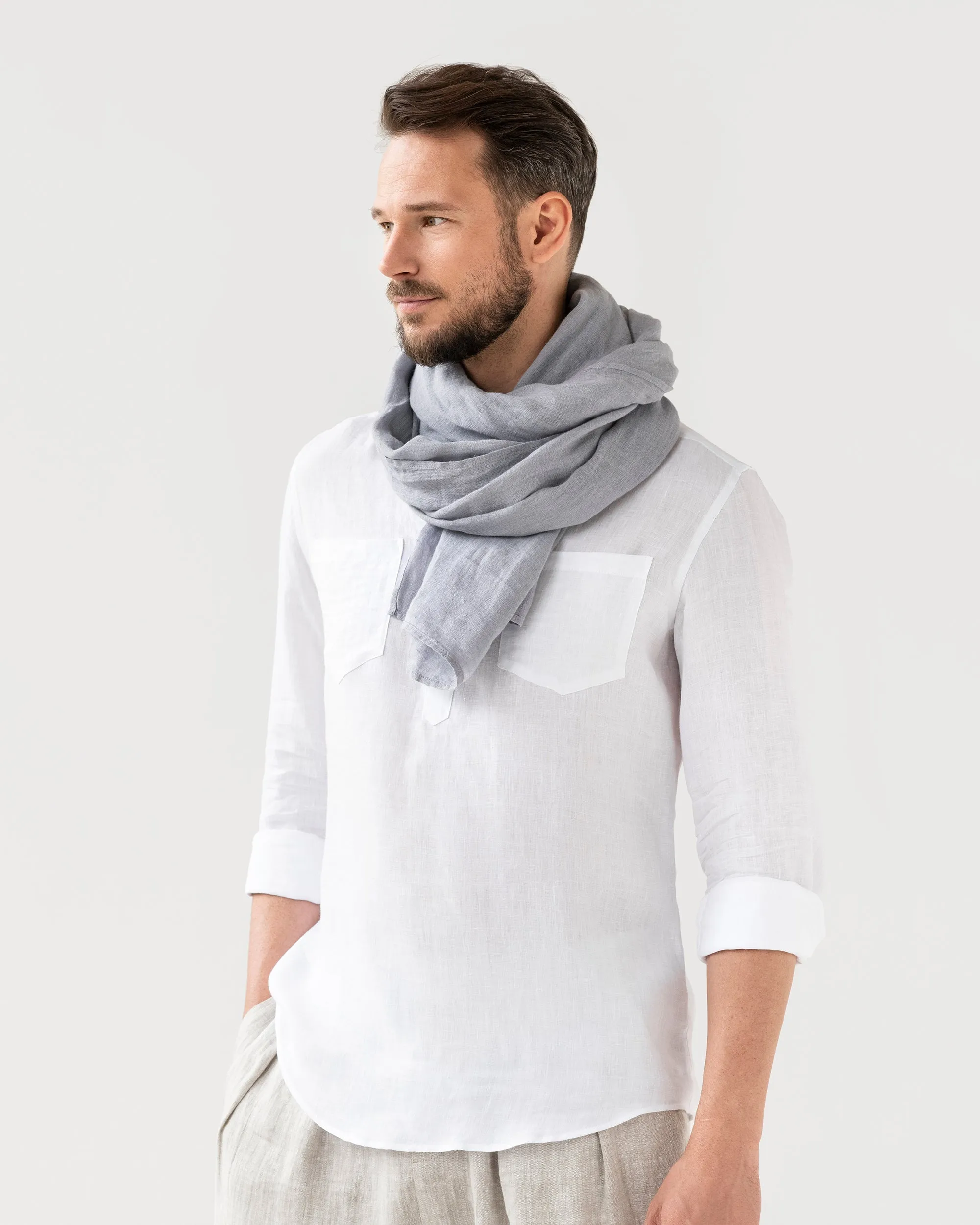 Men's linen scarf in Light gray