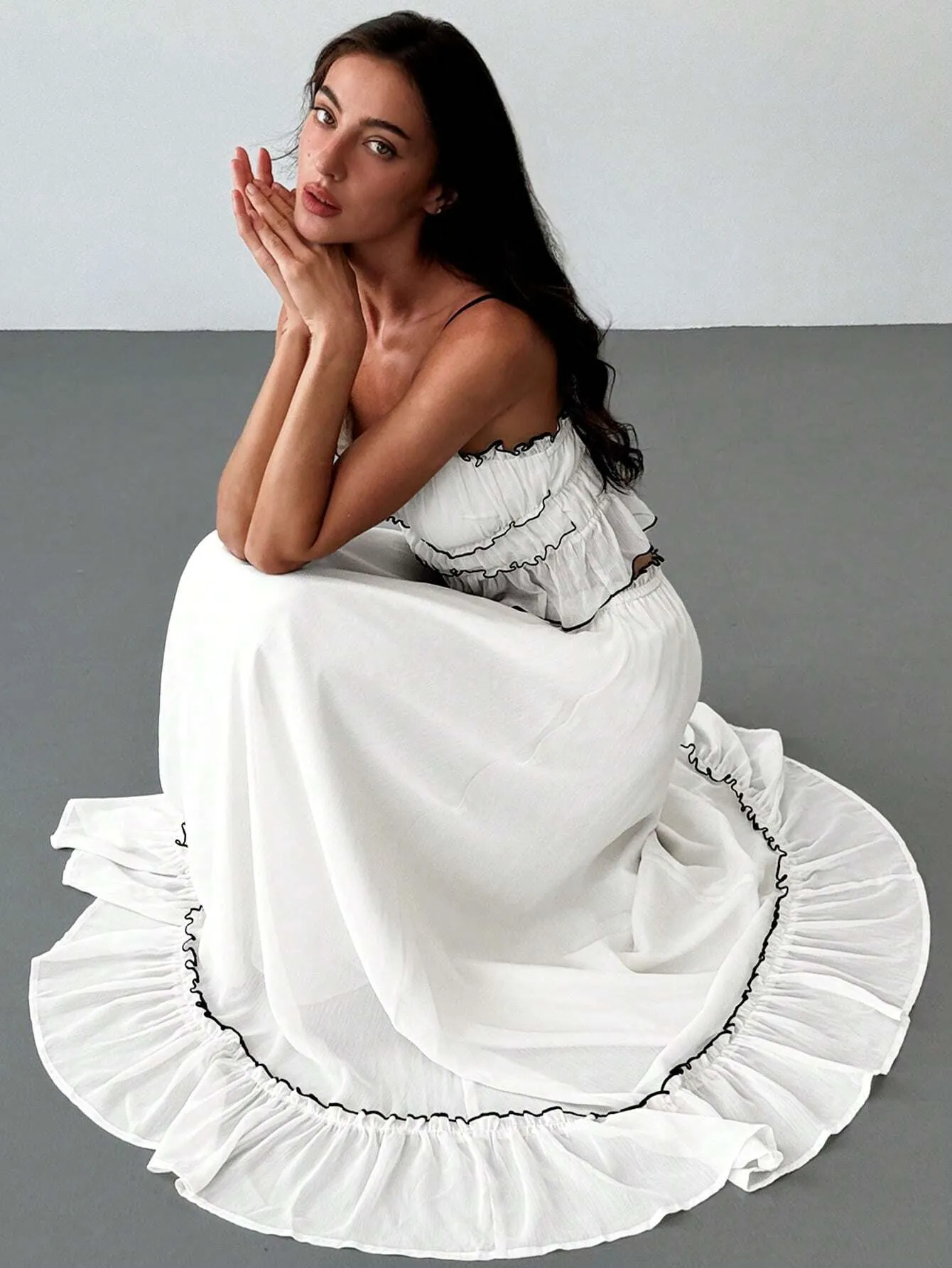 Romantic Date/ Vacation Contrast Trim Texture Layered Camisole Top   Contrast Trim Umbrella Skirt Two-Piece Set For Women