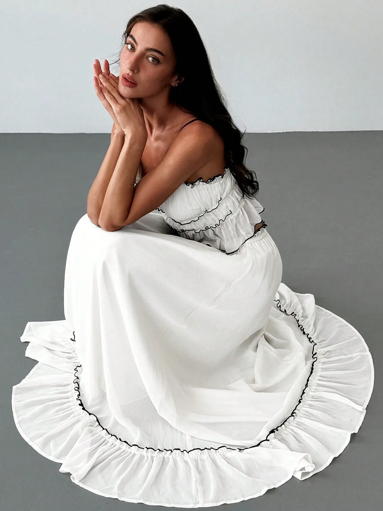 Romantic Date/ Vacation Contrast Trim Texture Layered Camisole Top   Contrast Trim Umbrella Skirt Two-Piece Set For Women