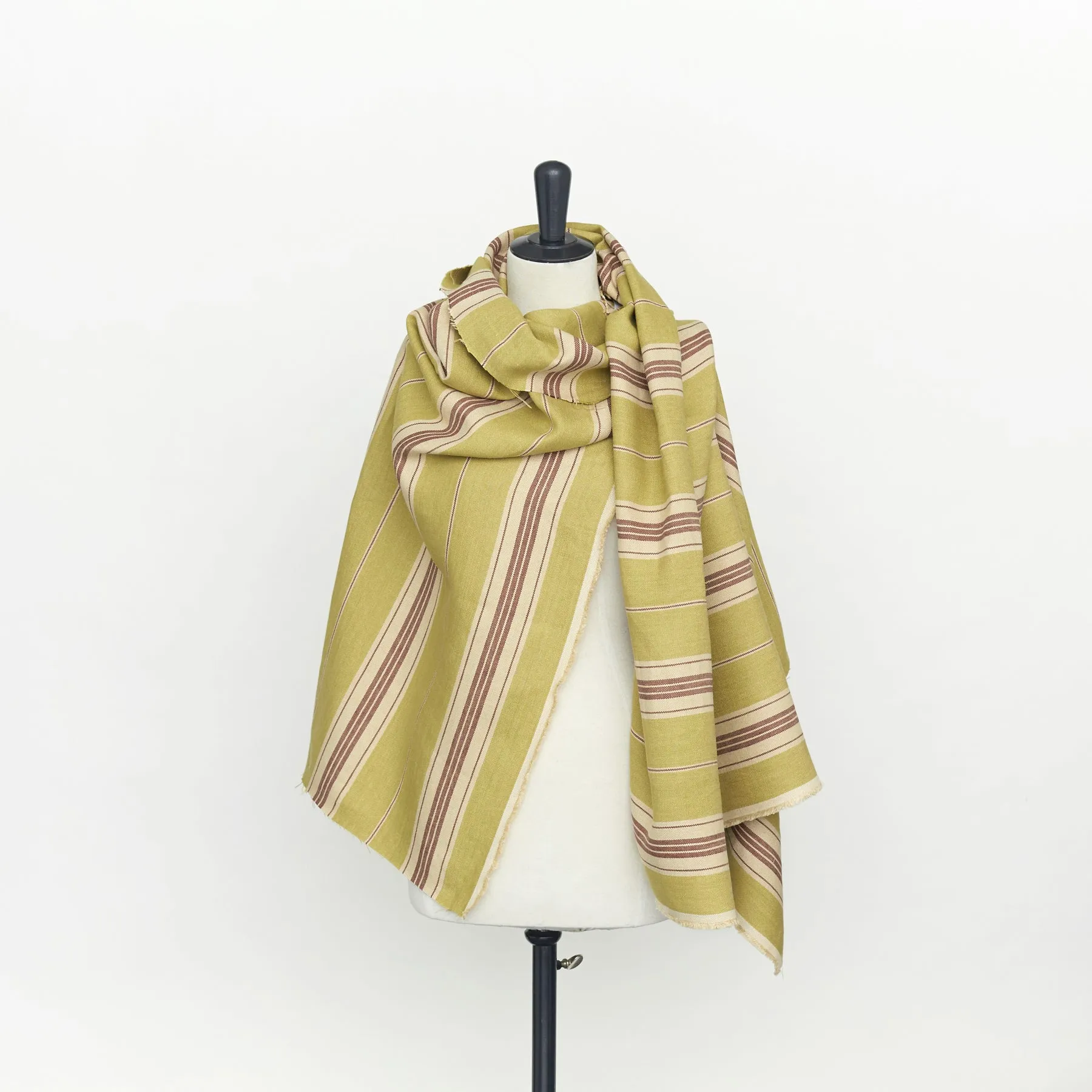 T22Q03266 | Striped Linen Natté