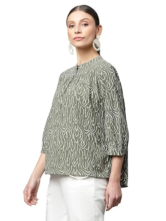 Women's Solid Round Neck Blouson Top